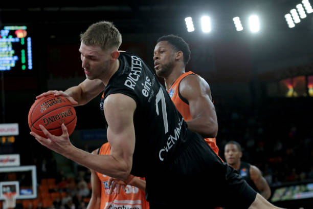 进了一些有 进了一些有